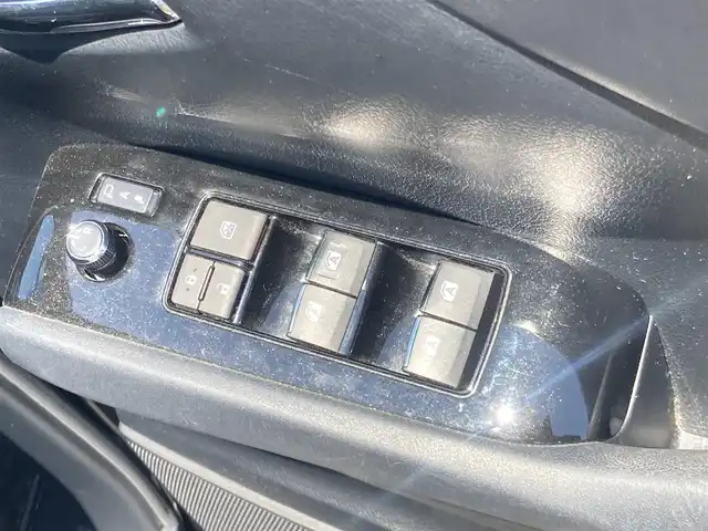 トヨタ アルファード S 岡山県 2018(平30)年 4.8万km ブラック ALPINE11インチナビ/フルセグTV、CD、DVD、Bluetooth、AM、FM/フリップダウンモニター/デジタルインナーミラー/バックカメラ/ETC/両側パワースライドドア/前後コーナーセンサー/前方ドライブレコーダーDRY-ST5100/プリクラッシュセーフティ/クリアランスソナー/レーントレーシングアシスト/パーキングサポートアシスト/ロードサインアシスト/レーダークルーズコントロール