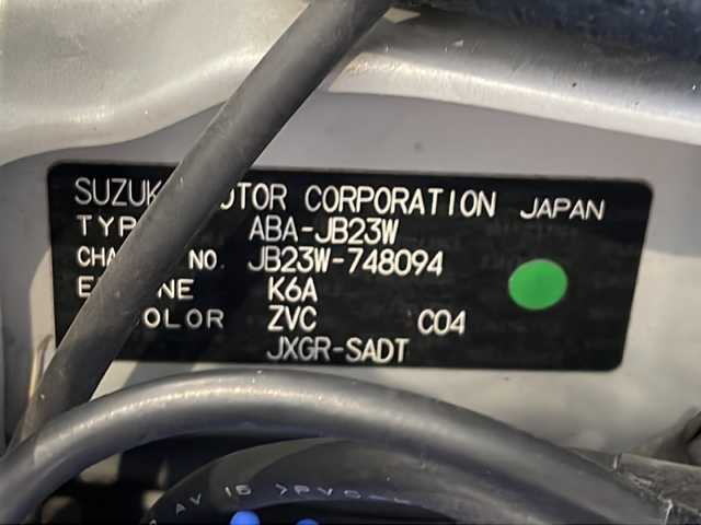 スズキ ジムニー ランドベンチャー 福井県 2015(平27)年 10.6万km スチールシルバーM 社外ナビ/フルセグTV/ETC/シートヒーター/スタッドレスタイヤ車載/純正フロアマット/背面タイヤ/4WD/ABS/横滑り防止装置/ステアリングスイッチ/フォグランプ/電動格納ミラー/ヘッドライトレベライザー