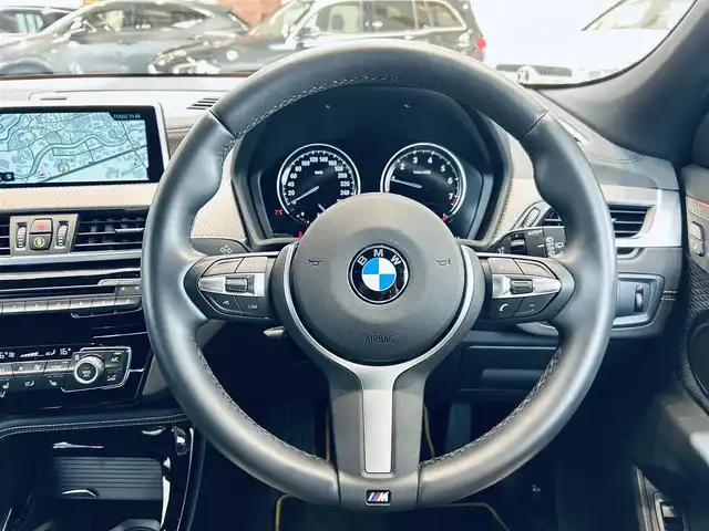 ＢＭＷ Ｘ２ sDrive18i MスポーツX 大阪府 2018(平30)年 2万km ガルバニックゴールドメタリック ワンオーナー/インテリジェントセーフティ/シートヒーター/ACC/HUD/純正ナビ/バックカメラ/純正19インチAW/LEDヘッドライト/電動リアゲート/クリアランスソナー/ETC/ドラレコ