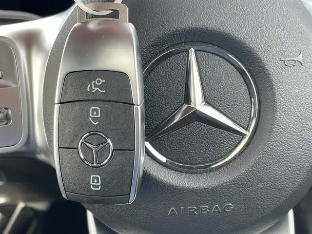 メルセデス・ベンツ Ｍ・ベンツ ＧＬＢ２００ｄ 4マチック AMGライン 静岡県 2021(令3)年 2万km マウンテングレー 4WD/衝突軽減ブレーキ/純正メモリーナビ/フルセグＴＶ/バック/フロント/サイド/３６０カメラ/USB/アダプティブクルーズコントロール/レーンキープアシスト/ブラインドスポットモニター/電動格納ミラー/クリアランスソナー/パドルシフト/電動リアゲート/ドライブレコーダー/電動シート/シートヒーター/メモリーシート/オートライト/LEDヘッドライト/ETC2.0