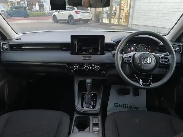 ホンダ ヴェゼル G 大分県 2023(令5)年 2万km プラチナホワイトパール プッシュスタート/スペアキー/ドラレコ（DVR-FR）/ETC/USB端子/ステアリングスイッチ/レーダークルーズコントロール/アイドリングストップ/LEDオートライト/電動格納ウインカーミラー/コーナーセンサー/レーンアシスト/衝突防止軽減システム/横滑り防止機能/ヒルディセントコントロール/シガーソケット