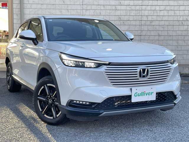 ホンダ ヴェゼル G 大分県 2023(令5)年 2万km プラチナホワイトパール プッシュスタート/スペアキー/ドラレコ（DVR-FR）/ETC/USB端子/ステアリングスイッチ/レーダークルーズコントロール/アイドリングストップ/LEDオートライト/電動格納ウインカーミラー/コーナーセンサー/レーンアシスト/衝突防止軽減システム/横滑り防止機能/ヒルディセントコントロール/シガーソケット