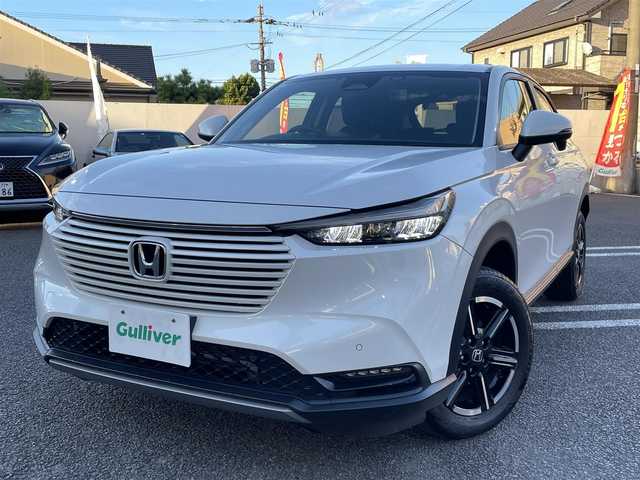 ホンダ ヴェゼル G 大分県 2023(令5)年 2万km プラチナホワイトパール プッシュスタート/スペアキー/ドラレコ（DVR-FR）/ETC/USB端子/ステアリングスイッチ/レーダークルーズコントロール/アイドリングストップ/LEDオートライト/電動格納ウインカーミラー/コーナーセンサー/レーンアシスト/衝突防止軽減システム/横滑り防止機能/ヒルディセントコントロール/シガーソケット