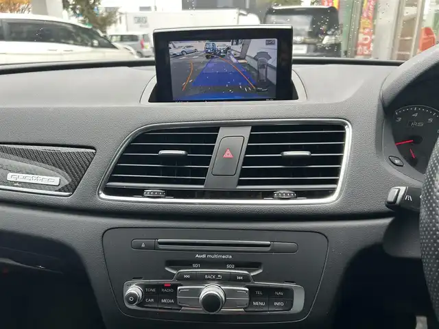 アウディ ＲＳＱ３ 新潟県 2016(平28)年 5.4万km 青Ｍ メモリナビ/バックカメラ/アイドリングストップ/ウィンカーミラー/クルーズコントロール/ドアバイザー/プッシュスタート/パワーバックドア/ETC/BOSEスピーカー/ダウンヒル/クリアランスソナー/スタッドレスタイヤ/パドルシフト