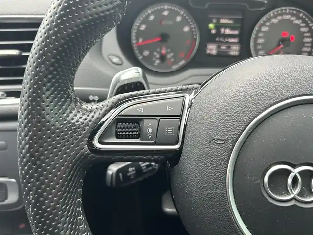 アウディ ＲＳＱ３ 新潟県 2016(平28)年 5.4万km 青Ｍ メモリナビ/バックカメラ/アイドリングストップ/ウィンカーミラー/クルーズコントロール/ドアバイザー/プッシュスタート/パワーバックドア/ETC/BOSEスピーカー/ダウンヒル/クリアランスソナー/スタッドレスタイヤ/パドルシフト