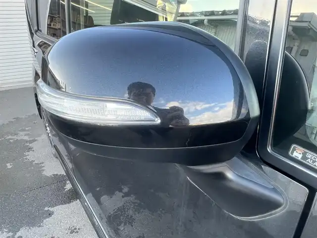 ダイハツ ムーヴ カスタム X ハイパー SA 秋田県 2014(平26)年 9.4万km ブラックマイカメタリック ４WD/スマートアシスト/誤発進抑制機能/LEDヘッドライト/社外メモリナビ（DVD/CD/BT/AM/FM）/フルセグ（走行中視聴可能）/バックカメラ/ダイハツ純正１４インチアルミ（夏タイヤ装着）/スマートキー/アイドリングストップ/プッシュスタート/ステアリングスイッチ/純正フロアマット/純正ドアバイザー/オートライト/オートエアコン/パワーステアリング/パワーウィンドウ/横滑り防止/盗難防止装置/寒冷地仕様/電動格納ウィンカーミラー/保証書/取扱説明書/記録簿/スペアキー×１