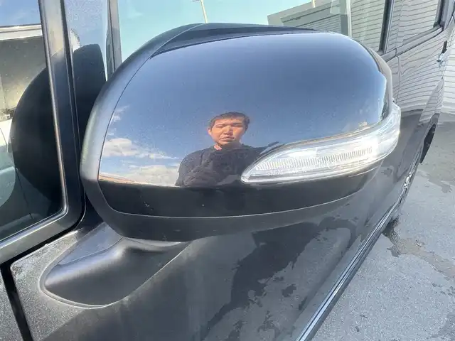 ダイハツ ムーヴ カスタム X ハイパー SA 秋田県 2014(平26)年 9.4万km ブラックマイカメタリック ４WD/スマートアシスト/誤発進抑制機能/LEDヘッドライト/社外メモリナビ（DVD/CD/BT/AM/FM）/フルセグ（走行中視聴可能）/バックカメラ/ダイハツ純正１４インチアルミ（夏タイヤ装着）/スマートキー/アイドリングストップ/プッシュスタート/ステアリングスイッチ/純正フロアマット/純正ドアバイザー/オートライト/オートエアコン/パワーステアリング/パワーウィンドウ/横滑り防止/盗難防止装置/寒冷地仕様/電動格納ウィンカーミラー/保証書/取扱説明書/記録簿/スペアキー×１