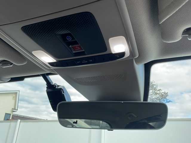 ホンダ ＺＲ－Ｖ ハイブリッド e:HEV Z 岩手県 2023(令5)年 1.1万km アーバンチタニウムメタリック ＢＯＳＥサウンド　純正ナビ　ＢＴ　ＵＳＢ　全方位Ｃ　レーダークルコン　ＬＥＤオートマチックハイビーム　ダウンヒルコントロール　レザーシート　シートヒーター　電動Ｒゲート　ステアヒーター　ＥＴＣ２．０