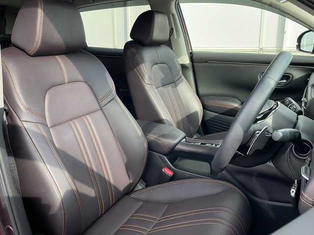 ホンダ ＺＲ－Ｖ ハイブリッド e:HEV Z 岩手県 2023(令5)年 1.1万km アーバンチタニウムメタリック ＢＯＳＥサウンド　純正ナビ　ＢＴ　ＵＳＢ　全方位Ｃ　レーダークルコン　ＬＥＤオートマチックハイビーム　ダウンヒルコントロール　レザーシート　シートヒーター　電動Ｒゲート　ステアヒーター　ＥＴＣ２．０