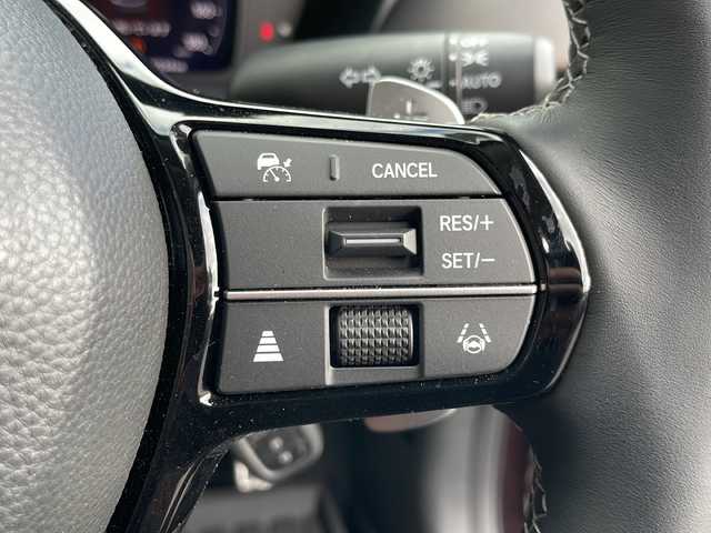 ホンダ ＺＲ－Ｖ ハイブリッド e:HEV Z 岩手県 2023(令5)年 1.1万km アーバンチタニウムメタリック ＢＯＳＥサウンド　純正ナビ　ＢＴ　ＵＳＢ　全方位Ｃ　レーダークルコン　ＬＥＤオートマチックハイビーム　ダウンヒルコントロール　レザーシート　シートヒーター　電動Ｒゲート　ステアヒーター　ＥＴＣ２．０