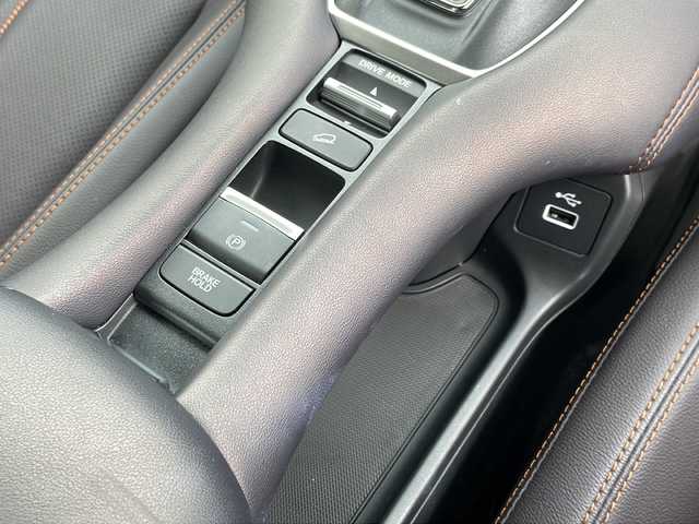 ホンダ ＺＲ－Ｖ ハイブリッド e:HEV Z 岩手県 2023(令5)年 1.1万km アーバンチタニウムメタリック ＢＯＳＥサウンド　純正ナビ　ＢＴ　ＵＳＢ　全方位Ｃ　レーダークルコン　ＬＥＤオートマチックハイビーム　ダウンヒルコントロール　レザーシート　シートヒーター　電動Ｒゲート　ステアヒーター　ＥＴＣ２．０