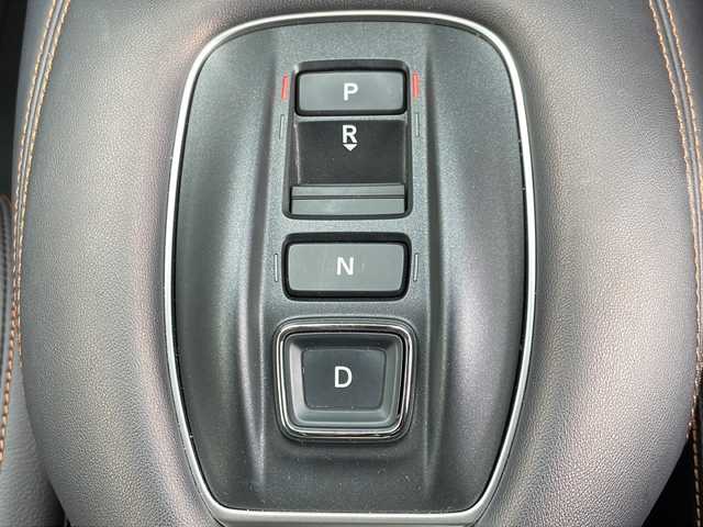 ホンダ ＺＲ－Ｖ ハイブリッド e:HEV Z 岩手県 2023(令5)年 1.1万km アーバンチタニウムメタリック ＢＯＳＥサウンド　純正ナビ　ＢＴ　ＵＳＢ　全方位Ｃ　レーダークルコン　ＬＥＤオートマチックハイビーム　ダウンヒルコントロール　レザーシート　シートヒーター　電動Ｒゲート　ステアヒーター　ＥＴＣ２．０