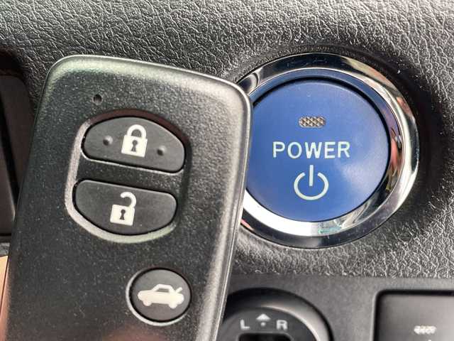 トヨタ ＳＡＩ G 愛知県 2012(平24)年 6万km ホワイトパールクリスタルシャイン HDDナビ/クルーズコントロール/バックカメラ/パワーシート/HIDヘッドライト/ワンセグ/CD DVD/Bluetooth/ステアリングスイッチ/スマートキー/プッシュスタート