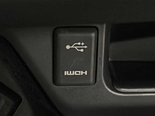 トヨタ Ｃ－ＨＲ G 愛知県 2017(平29)年 5.7万km センシュアルレッドマイカ 純正9インチナビ/・フルセグTV/・Bluetooth/・バックカメラ/・DVD/CD/・HDMI/モデリスタエアロ/レザーシートヒーター/前席シートヒーター/ビルトインETC/衝突軽減/レーダークルーズコントロール/AC１００V/BSM