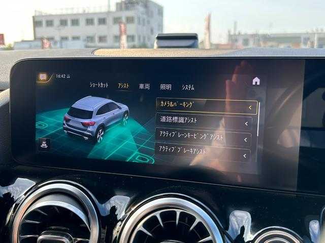 メルセデス・ベンツ ＧＬＡ２００ｄ 4マチック AMGライン 埼玉県 2020(令2)年 2.6万km ポーラホワイト パノラミックスライディングルーフ /黒半革シート /レーダーセーフティパッケージ /純正ナビ /360度カメラ /フルセグTV /パワーシート /シートヒーター /パワーバックドア /ドライブレコーダー /ETC