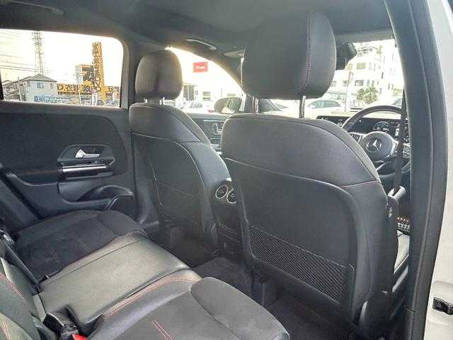 メルセデス・ベンツ ＧＬＡ２００ｄ 4マチック AMGライン 埼玉県 2020(令2)年 2.6万km ポーラホワイト パノラミックスライディングルーフ /黒半革シート /レーダーセーフティパッケージ /純正ナビ /360度カメラ /フルセグTV /パワーシート /シートヒーター /パワーバックドア /ドライブレコーダー /ETC