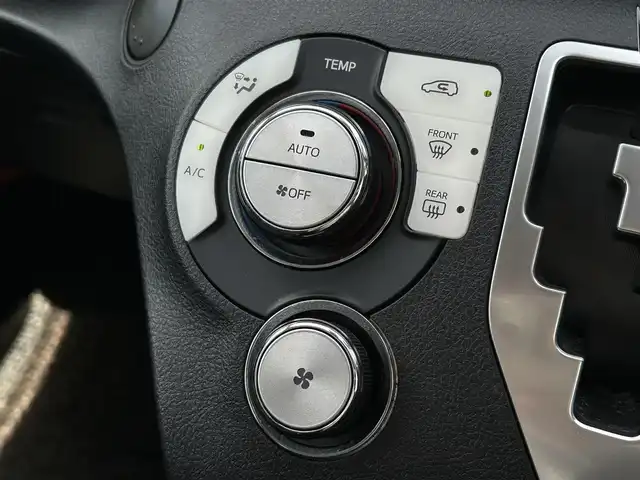 トヨタ シエンタ ハイブリッド G 福岡県 2016(平28)年 4.7万km ホワイトパールクリスタルシャイン 純正7型SDナビ(フルセグTV/BT)バックモニタートヨタセーフティーセンス両側パワスラETCドラレコ純正フロアマットスマートキープッシュスタート