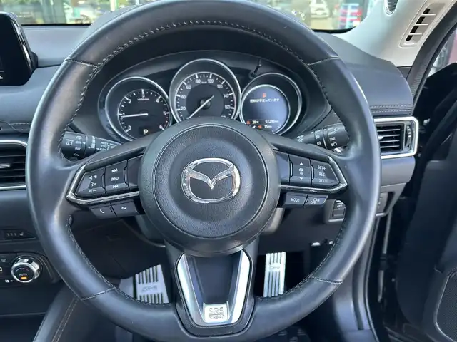 マツダ ＣＸ－５ XD Lパッケージ 栃木県 2017(平29)年 5.2万km ジェットブラックマイカ SBS/SCBS/サンルーフ/BOSEサウンド/マツダコネクトナビ/フルセグTV/DVD/Bluetooth/USB/バック/サイドカメラ/ETC/社外16インチAW＋ホワイトレターR/Tタイヤ/黒革シート/シートヒーター/パワーシート/パワーバックドア/レーダークルーズコントロール/ヘッドアップディスプレイ/ブラインドスポットモニター/純正ラバーマット積込/ラゲッジトレイ/トノカバー/ステアリングリモコン/スマートキー/LEDヘッドライト/フォグランプ/LEDルームランプ