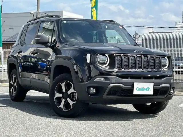 クライスラー・ジープ ジープ レネゲード トレイルホーク 奈良県 2021(令3)年 2.8万km ブラック 1オーナー/4WD/純正ディーラーナビ/BT/USB//ルーフレーン/レーンキープアシスト/コーナーセンサー/クルコン/横滑り防止装置/バックカメラ/ドラレコ/スタッドレスタイヤ/純正フロアマット/オートLEDライト/保証書・取説・スペアキー付