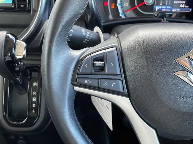 スズキ ハスラー Jスタイル 山口県 2021(令3)年 2万km フェニックスレッドパール/ガンメタリック2トーンルーフ 純正SDナビ　【CN-RZ765W】/・アラウンドビューモニター/・Bluetooth接続/・DVD再生機能有/・フルセグTV/ドライブレコーダー/スズキセーフティサポート/・誤発進抑制機能/・車線逸脱警報/・車線逸脱抑制機能/・ふらつき警報/・先行車発進お知らせ機能/・標識認識機能/・後退時ブレーキサポート/・後方誤発進抑制機能/・リヤパーキングセンサー/純正フロアマット/USB入力端子/スマートキー/プッシュスタート/スペアキー1本/ハーフレザーシート/シートヒーター/ルーフレール/純正LEDライト/純正15インチアルミホイール/ドアバイザー/ウィンカーミラー