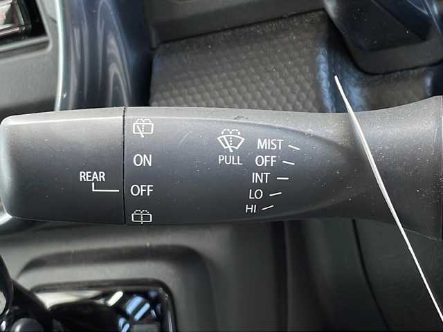 スズキ ハスラー Jスタイル 山口県 2021(令3)年 2万km フェニックスレッドパール/ガンメタリック2トーンルーフ 純正SDナビ　【CN-RZ765W】/・アラウンドビューモニター/・Bluetooth接続/・DVD再生機能有/・フルセグTV/ドライブレコーダー/スズキセーフティサポート/・誤発進抑制機能/・車線逸脱警報/・車線逸脱抑制機能/・ふらつき警報/・先行車発進お知らせ機能/・標識認識機能/・後退時ブレーキサポート/・後方誤発進抑制機能/・リヤパーキングセンサー/純正フロアマット/USB入力端子/スマートキー/プッシュスタート/スペアキー1本/ハーフレザーシート/シートヒーター/ルーフレール/純正LEDライト/純正15インチアルミホイール/ドアバイザー/ウィンカーミラー