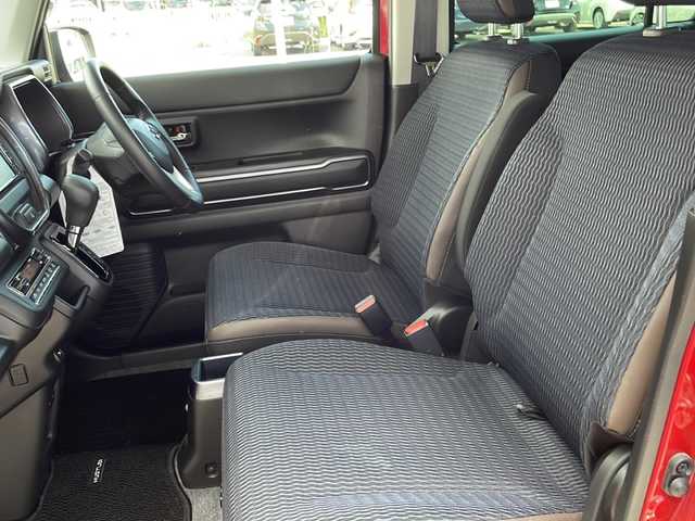 スズキ ハスラー Jスタイル 山口県 2021(令3)年 2万km フェニックスレッドパール/ガンメタリック2トーンルーフ 純正SDナビ　【CN-RZ765W】/・アラウンドビューモニター/・Bluetooth接続/・DVD再生機能有/・フルセグTV/ドライブレコーダー/スズキセーフティサポート/・誤発進抑制機能/・車線逸脱警報/・車線逸脱抑制機能/・ふらつき警報/・先行車発進お知らせ機能/・標識認識機能/・後退時ブレーキサポート/・後方誤発進抑制機能/・リヤパーキングセンサー/純正フロアマット/USB入力端子/スマートキー/プッシュスタート/スペアキー1本/ハーフレザーシート/シートヒーター/ルーフレール/純正LEDライト/純正15インチアルミホイール/ドアバイザー/ウィンカーミラー