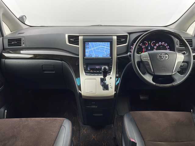 トヨタ アルファード 240S タイプゴールド 栃木県 2013(平25)年 12.9万km ブラック 純正SDナビ/・CD/DVD/BT/フルセグTV/両側パワースライドドア　/純正フリップダウンモニター　/ETC　/バックカメラ　/ハーフレザーシート　/クルーズコントロール　/パワーバックドア　/ウッドコンビステアリング　/オートライト/ブッシュスタート