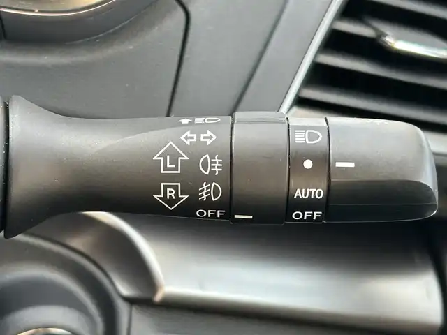 スバル インプレッサ ＸＶ 2．0i－L アイサイト 兵庫県 2017(平29)年 7.8万km クールグレーカーキ 純正8インチナビ/フルセグTV/クルーズコントロール（追従有）/バックカメラ/ルーフレール/ルーフラック/オートパーキング/パドルシフト/ASiドライブ/アイドリングストップ/ETC/LEDオートライト/スマートキー/レーンキープアシスト/横滑り防止装置/盗難防止装置