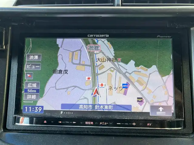 ホンダ フィット RS 高知県 2011(平23)年 14.7万km プレミアムホワイトパール メモリナビ/Bluetooth接続/ETC/バックカメラ/純正+社外（MUGEN）フロアマット/社外（XSPEED）16インチアルミホイール/盗難防止装置/オートライト/運転席＋助手席エアバッグ/パドルシフト/電動格納ミラー/レザーシートカバー/本革巻きステアリング