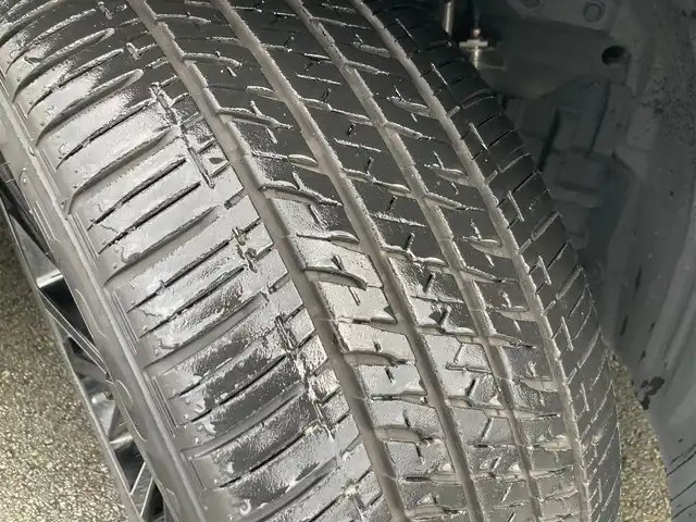 三菱 アウトランダー ＰＨＥＶ P 静岡県 2022(令4)年 2.1万km ホワイトダイヤモンド 純正メモリーナビ/　AM FM Bluetooth USB AppleCarPlay AndroidAuto/フルセグTV/ビルトインETC2.0/前後方ドライブレコーダー/LEDオートヘッドランプ/パワーシート(前席)/シートヒーター(前席)/パワーバックドア/ステアリングヒーター/前後方クリアランスソナー/純正20インチアルミホイール/ヘッドアップディスプレイ/スマートキー2本/サンルーフ/BOSEプレミアムサウンド/アラウンドビューモニター/ホワイトレザーシート