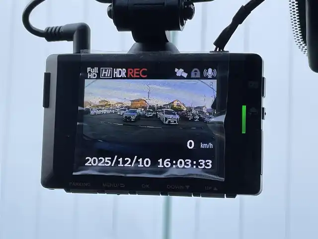 トヨタ クラウン スポーツ Z 山梨県 2024(令6)年 5.5万km 赤 4WD/トヨタセーフティーセンス/・プリクラッシュセーフティ/・レーントレーシングアシスト/・レーンディパーチャーアラート/・レーダークルーズコントロール/・オートマチックハイビーム/・ロードサインアシスト/・プロアクティブドライビングアシスト/・ドライバー異常時対応システム/・プロアクティブドライビングアシスト/・フロントクロストラフィックアラート/・ブラインドスポットモニター/純正12.3型ディスプレイ/・ナビ/フルセグTV/Bluetooth/USB/HDMI/・全方位カメラ/・ETC/・前後ドライブレコーダー/ヘッドアップディスプレイ/電動リアゲート/AC100V/電子パーキング/・オートホールド/革巻きステアリング/・ステアリングリモコン/・ステアリングヒーター/ブラウンレザーシート/・パワーシート(運転席/助手席)/・メモリシート(運転席)/・シートヒーター(運転席/助手席)/・エアシート(運転席/助手席)/プッシュスタート/・スマートキー/LEDヘッドライト/・オートライト/・フォグライト/フロアマット