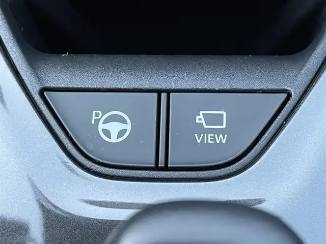 トヨタ クラウン スポーツ Z 山梨県 2024(令6)年 5.5万km 赤 4WD/トヨタセーフティーセンス/・プリクラッシュセーフティ/・レーントレーシングアシスト/・レーンディパーチャーアラート/・レーダークルーズコントロール/・オートマチックハイビーム/・ロードサインアシスト/・プロアクティブドライビングアシスト/・ドライバー異常時対応システム/・プロアクティブドライビングアシスト/・フロントクロストラフィックアラート/・ブラインドスポットモニター/純正12.3型ディスプレイ/・ナビ/フルセグTV/Bluetooth/USB/HDMI/・全方位カメラ/・ETC/・前後ドライブレコーダー/ヘッドアップディスプレイ/電動リアゲート/AC100V/電子パーキング/・オートホールド/革巻きステアリング/・ステアリングリモコン/・ステアリングヒーター/ブラウンレザーシート/・パワーシート(運転席/助手席)/・メモリシート(運転席)/・シートヒーター(運転席/助手席)/・エアシート(運転席/助手席)/プッシュスタート/・スマートキー/LEDヘッドライト/・オートライト/・フォグライト/フロアマット