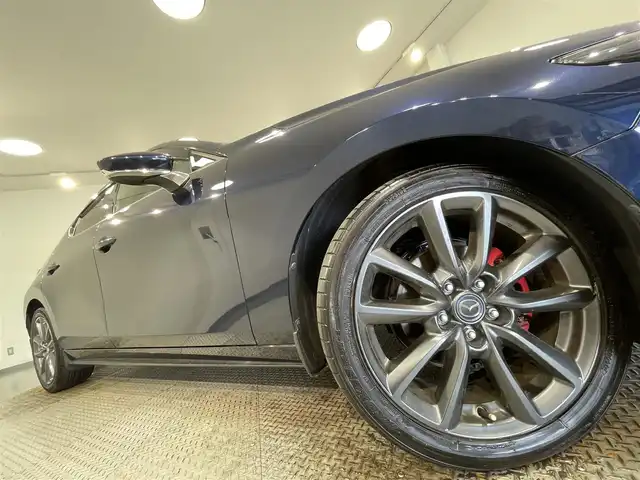 マツダ マツダ３ファストバック 15S ツーリング 愛知県 2020(令2)年 1.5万km ディープクリスタルブルーマイカ 純正８．８インチナビ/衝突軽減ブレーキ/レーダークルーズコントロール/レーンキープアシスト/ブラインドスポットモニター/コーナーセンサー/ヘッドアップディスプレイ/前後ドライブレコーダー/ＥＴＣ/ＬＥＤヘッドライト/柿本マフラー/アイドリングストップ/ISOFIX