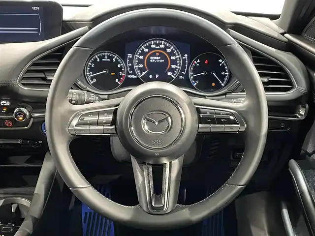 マツダ マツダ３ファストバック 15S ツーリング 愛知県 2020(令2)年 1.5万km ディープクリスタルブルーマイカ 純正８．８インチナビ/衝突軽減ブレーキ/レーダークルーズコントロール/レーンキープアシスト/ブラインドスポットモニター/コーナーセンサー/ヘッドアップディスプレイ/前後ドライブレコーダー/ＥＴＣ/ＬＥＤヘッドライト/柿本マフラー/アイドリングストップ/ISOFIX