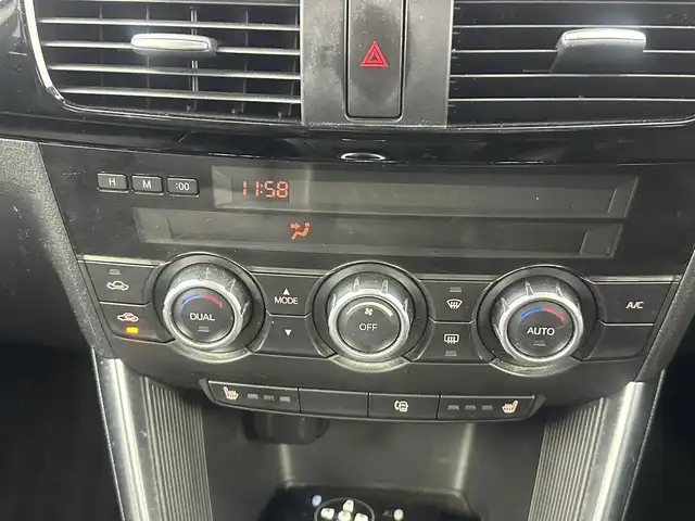 マツダ ＣＸ－５ XD Lパッケージ 愛知県 2013(平25)年 13.8万km クリスタルホワイトパールマイカ 社外ナビ　/（フルセグ/BT/CD/DVD） /クルーズコントロール　/バックモニター　/運転席パワーシート　/前席シートヒーター　/オートライト　/電動格納ミラー　/ステアリングスイッチ　/ＥＴＣ　/社外ＡＷ　/スマートキー
