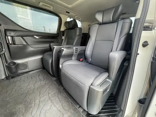 トヨタ アルファード S Cパッケージ 山口県 2021(令3)年 2.9万km ホワイトパールクリスタルシャイン 黒革シート/前席エアシート シートヒーター/前席パワーシート/Wサンルーフ/両側パワースライドドア/パワーバックドア/衝突被害軽減ブレーキ/レーンアシスト/オートマチックハイビーム/レーダークルーズコントロール/ディスプレイオーディオ/フルセグTV CD DVD BT HDMI/バックカメラ/コーナーセンサー/LEDオートヘッドライト/フォグライト/ステアリングヒーター/シーケンシャルウィンカー/ドラレコ/W サイド カーテン ニー エアバッグ/禁煙車