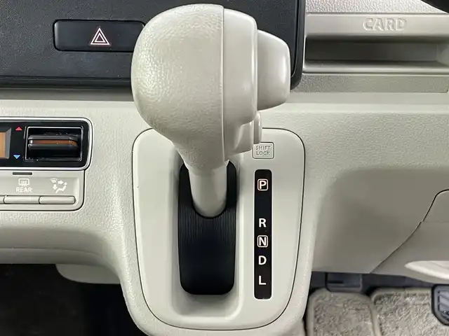 スズキ ワゴンＲ HYBRID FX 福島県 2018(平30)年 1.6万km アーバンブラウンパールメタリック スズキセーフティーサポート/・車線逸脱警報/・コーナーセンサー　/・オートハイビーム/シートヒーター　/プッシュスタート　/・スマートキー　/・スペアキー/ヘッドアップディスプレイ/オートライト　/ウィンカーミラー/オートミラー/純正フロアマット/ドアバイザー/保証書