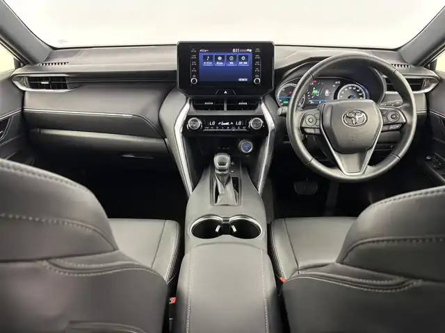 トヨタ ハリアー ハイブリッド G 埼玉県 2021(令3)年 4.4万km ホワイトパールクリスタルシャイン 純正７インチディスプレイオーディオ　/バックカメラ　/デジタルインナーミラー　/パワーバックドア　/純正ビルトインＥＴＣ　/社外前後ドラレコ　/オートマティックハイビーム　/Ｍｉｒａｃａｓｔ　/レーダークルーズコントロール/パワーシート