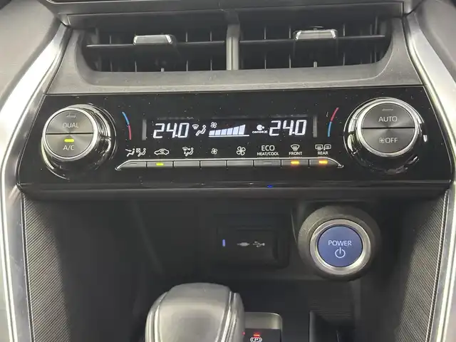トヨタ ハリアー ハイブリッド G 埼玉県 2021(令3)年 4.4万km ホワイトパールクリスタルシャイン 純正７インチディスプレイオーディオ　/バックカメラ　/デジタルインナーミラー　/パワーバックドア　/純正ビルトインＥＴＣ　/社外前後ドラレコ　/オートマティックハイビーム　/Ｍｉｒａｃａｓｔ　/レーダークルーズコントロール/パワーシート