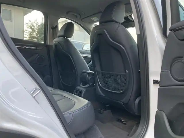 ＢＭＷ Ｘ１ sDrive 18i Xライン ハイラインパッケージ 熊本県 2019(平31)年 2.4万km ミネラルホワイト 純正HDDナビ（Bluetooth、USB、AUX）/バックカメラ/黒革シート/パワーシート/シートヒーター/ハイラインパッケージ/パワーバックドア/コーナーセンサー/コンフォートパッケージ/ミラー一体型ETC/ドライブレコーダー/LEDヘッドライト