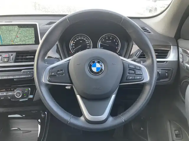ＢＭＷ Ｘ１ sDrive 18i Xライン ハイラインパッケージ 熊本県 2019(平31)年 2.4万km ミネラルホワイト 純正HDDナビ（Bluetooth、USB、AUX）/バックカメラ/黒革シート/パワーシート/シートヒーター/ハイラインパッケージ/パワーバックドア/コーナーセンサー/コンフォートパッケージ/ミラー一体型ETC/ドライブレコーダー/LEDヘッドライト