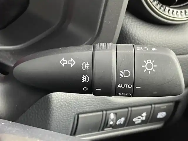 トヨタ ランドクルーザー ２５０ VX ファーストエディション 福井県 2024(令6)年 0.2万km ベージュＭ ４WD/サンルーフ/純正12.3インチディスプレイオーディオ/フルセグTV/TV/Bluetooth/Miracast/USB/AM/FM/トヨタチームメイト/トヨタセーフティセンス/・衝突軽減システム/・ブラインドスポットモニター/・安心降車アシスト/・レーダークルーズコントロール/・パノラミックビューモニター/・クリアランスソナー/・オートマチックハイビーム/ビルトインETC2.0/デジタルインナーミラー/ステアリングスイッチ/カラーメーター/マルチインフォメーションディスプレイ/電動パーキングブレーキ/ブレーキホールド/パワーシート/シートヒーター/シートベンチレーション/革巻きステアリング/ステアリングヒーター/ステアリングチルド機構/パワーバックドア
