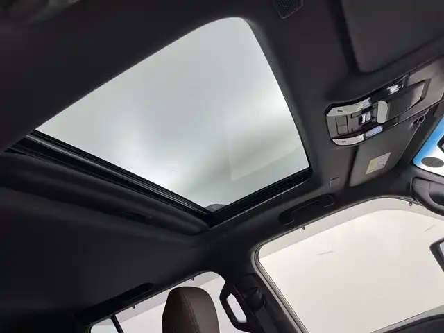 トヨタ ランドクルーザー ２５０ VX ファーストエディション 福井県 2024(令6)年 0.2万km ベージュＭ ４WD/サンルーフ/純正12.3インチディスプレイオーディオ/フルセグTV/TV/Bluetooth/Miracast/USB/AM/FM/トヨタチームメイト/トヨタセーフティセンス/・衝突軽減システム/・ブラインドスポットモニター/・安心降車アシスト/・レーダークルーズコントロール/・パノラミックビューモニター/・クリアランスソナー/・オートマチックハイビーム/ビルトインETC2.0/デジタルインナーミラー/ステアリングスイッチ/カラーメーター/マルチインフォメーションディスプレイ/電動パーキングブレーキ/ブレーキホールド/パワーシート/シートヒーター/シートベンチレーション/革巻きステアリング/ステアリングヒーター/ステアリングチルド機構/パワーバックドア