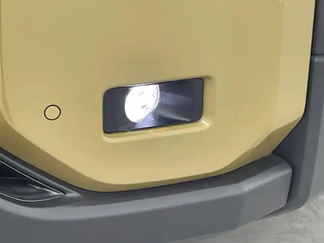 トヨタ ランドクルーザー ２５０ VX ファーストエディション 福井県 2024(令6)年 0.2万km ベージュＭ ４WD/サンルーフ/純正12.3インチディスプレイオーディオ/フルセグTV/TV/Bluetooth/Miracast/USB/AM/FM/トヨタチームメイト/トヨタセーフティセンス/・衝突軽減システム/・ブラインドスポットモニター/・安心降車アシスト/・レーダークルーズコントロール/・パノラミックビューモニター/・クリアランスソナー/・オートマチックハイビーム/ビルトインETC2.0/デジタルインナーミラー/ステアリングスイッチ/カラーメーター/マルチインフォメーションディスプレイ/電動パーキングブレーキ/ブレーキホールド/パワーシート/シートヒーター/シートベンチレーション/革巻きステアリング/ステアリングヒーター/ステアリングチルド機構/パワーバックドア