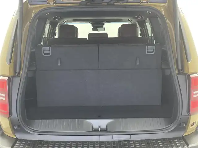トヨタ ランドクルーザー ２５０ VX ファーストエディション 福井県 2024(令6)年 0.2万km ベージュＭ ４WD/サンルーフ/純正12.3インチディスプレイオーディオ/フルセグTV/TV/Bluetooth/Miracast/USB/AM/FM/トヨタチームメイト/トヨタセーフティセンス/・衝突軽減システム/・ブラインドスポットモニター/・安心降車アシスト/・レーダークルーズコントロール/・パノラミックビューモニター/・クリアランスソナー/・オートマチックハイビーム/ビルトインETC2.0/デジタルインナーミラー/ステアリングスイッチ/カラーメーター/マルチインフォメーションディスプレイ/電動パーキングブレーキ/ブレーキホールド/パワーシート/シートヒーター/シートベンチレーション/革巻きステアリング/ステアリングヒーター/ステアリングチルド機構/パワーバックドア