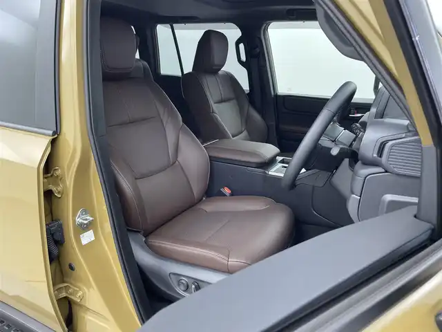 トヨタ ランドクルーザー ２５０ VX ファーストエディション 福井県 2024(令6)年 0.2万km ベージュＭ ４WD/サンルーフ/純正12.3インチディスプレイオーディオ/フルセグTV/TV/Bluetooth/Miracast/USB/AM/FM/トヨタチームメイト/トヨタセーフティセンス/・衝突軽減システム/・ブラインドスポットモニター/・安心降車アシスト/・レーダークルーズコントロール/・パノラミックビューモニター/・クリアランスソナー/・オートマチックハイビーム/ビルトインETC2.0/デジタルインナーミラー/ステアリングスイッチ/カラーメーター/マルチインフォメーションディスプレイ/電動パーキングブレーキ/ブレーキホールド/パワーシート/シートヒーター/シートベンチレーション/革巻きステアリング/ステアリングヒーター/ステアリングチルド機構/パワーバックドア