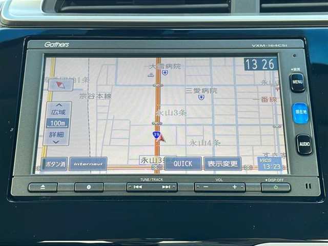 ホンダ フィット ハイブリット Lパッケージ 道北・旭川 2016(平28)年 4.5万km プレミアムホワイトパールⅡ /4WD//禁煙車//寒冷地仕様//純正ナビ/BT/SD/CD/DVD/ワンセグ//衝突軽減ブレーキ//誤発進抑制機能//クルーズコントロール//ハーフレザーシート//ステアリングスィッチ//革巻きステアリング//オートエアコン//オートライト//プッシュスタート//LEDヘッドライト//ヘッドライトウィンカー//ETC//ドライブレコーダー//フロントデアイサー//取扱説明書//保証書//スペアキー