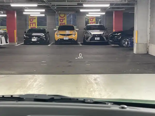 スズキ スペーシア HYBRID X 愛知県 2020(令2)年 4.4万km ツールグリーンパールメタリック/ブラック2トーン 禁煙車/純正7インチナビ/（CD/DVD/Bluetooth/フルセグTV/SD/USB)/全方位カメラ/スズキセーフティサポート/・衝突軽減ブレーキ/・レーンキープアシスト/・オートマチックハイビーム/・パーキングセンサー/ヘッドアップディスプレイ/ドライブレコーダー/シートヒーター/両側パワースライドドア/アイドリングストップ/スマートキー/スペアキー1本/プッシュスタート/LEDヘッドライト/オートライト/純正14インチアルミホイール/純正フロアマット/ベンチシート/横滑り防止装置