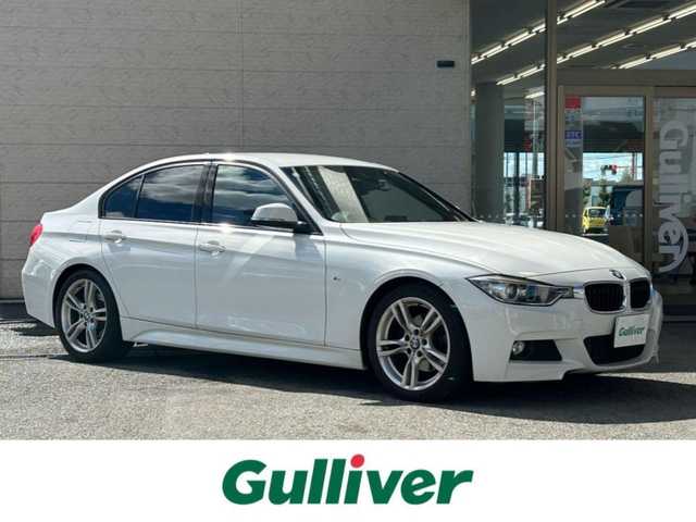 ＢＭＷ ３２０ｉ Mスポーツ 兵庫県 2014(平26)年 9.3万km 白 ディーラーナビ（AM/FM/CD/BT)/バックカメラ/プッシュスタート/ステアリングリモコン/クルーズコントロール/ETC/前席パワーシート（運転席メモリー付き）/フロアマット/コーナーセンサー/純正18インチアルミホイール/スペアキー本