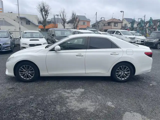 トヨタ マークＸ 250G イエローレーベル 神奈川県 2014(平26)年 11.5万km ホワイトパールクリスタルシャイン (株)IDOMが運営する【じしゃロンOO店】の自社ローン専用車両になりますこちらは現金またはオートローンご利用時の価格です。自社ローンご希望の方は別途その旨お申付け下さい/純正ＨＤＤナビ/ＣＤ/ＤＶＤ/ＢＴ/フルセグ/バック、サイドカメラ/スマートキー/クルコン/ドラレコ/パワーシート/コーナーセンサー/パーキングアシスト/保証書/取説/スマートキースペア１